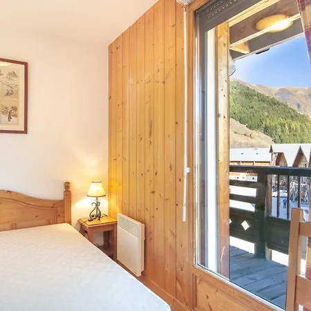 Apartment Les Marmottes By Interhome